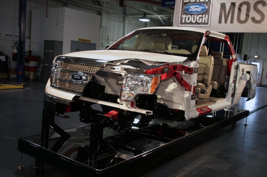  Ford F-150 2009 года  (фото 11 из 156)